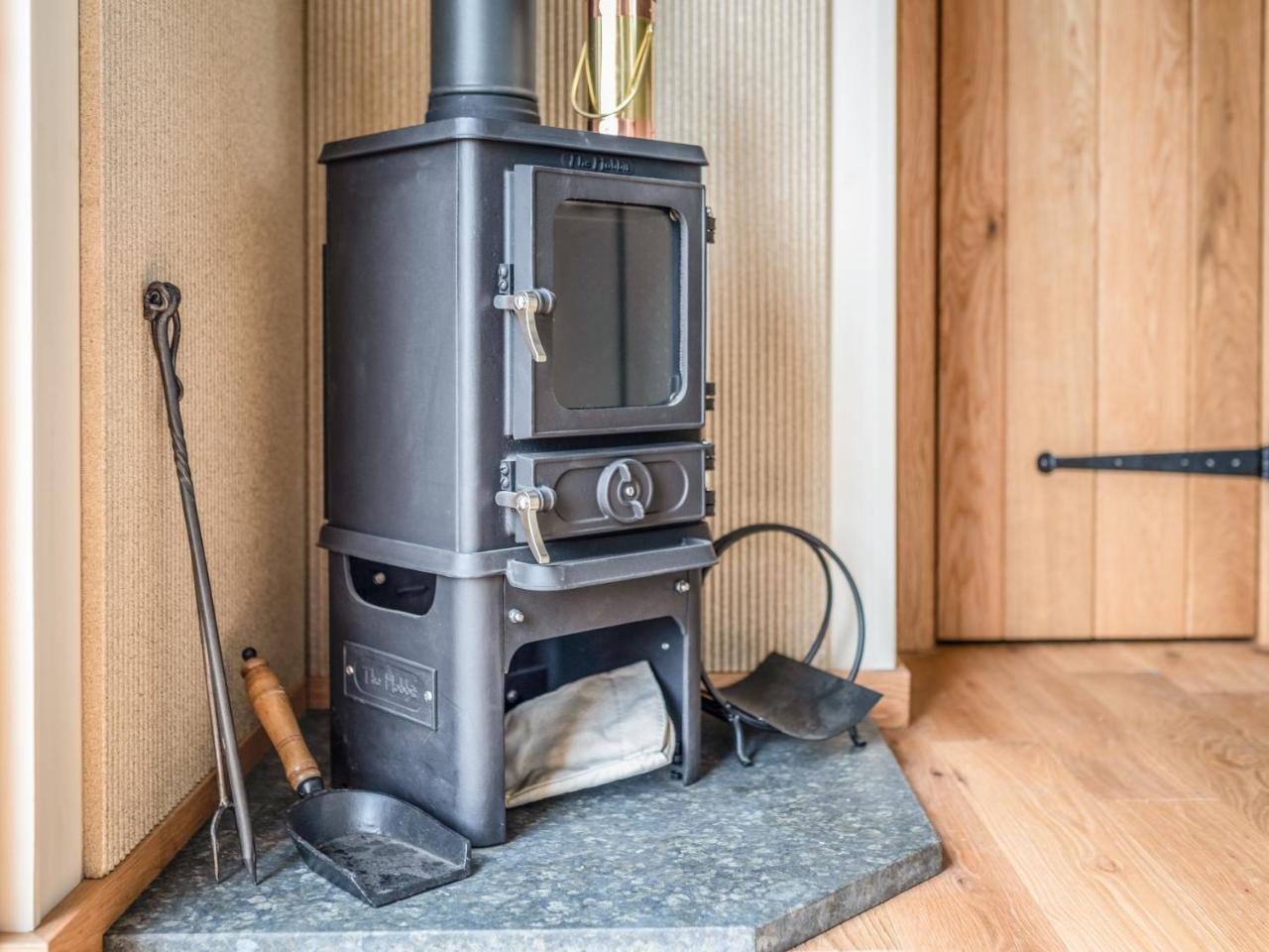 Padarn'S Hut Villa Llanbadarn Fynydd Екстериор снимка